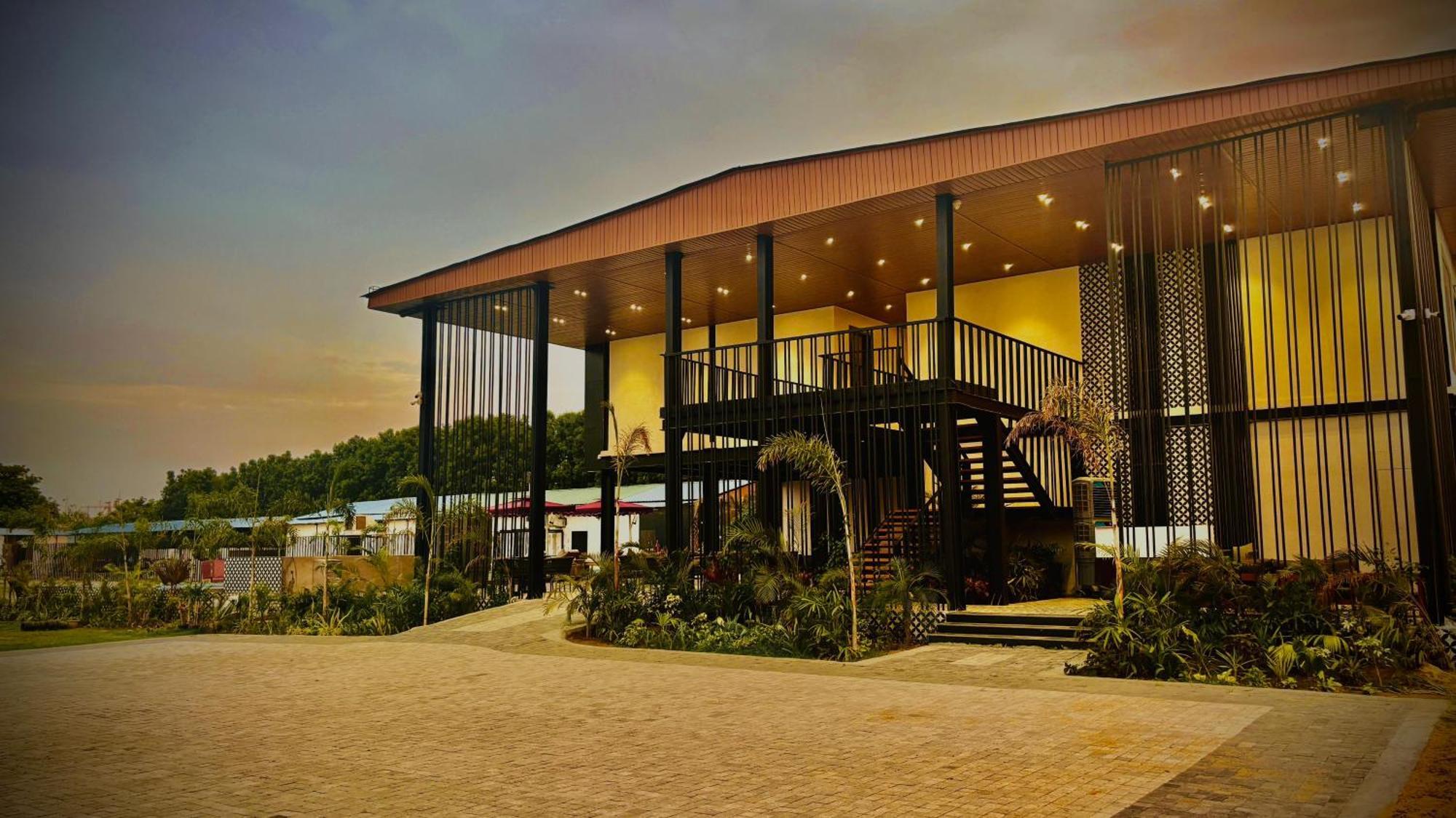 Vintclub Resort Lucknow Dış mekan fotoğraf